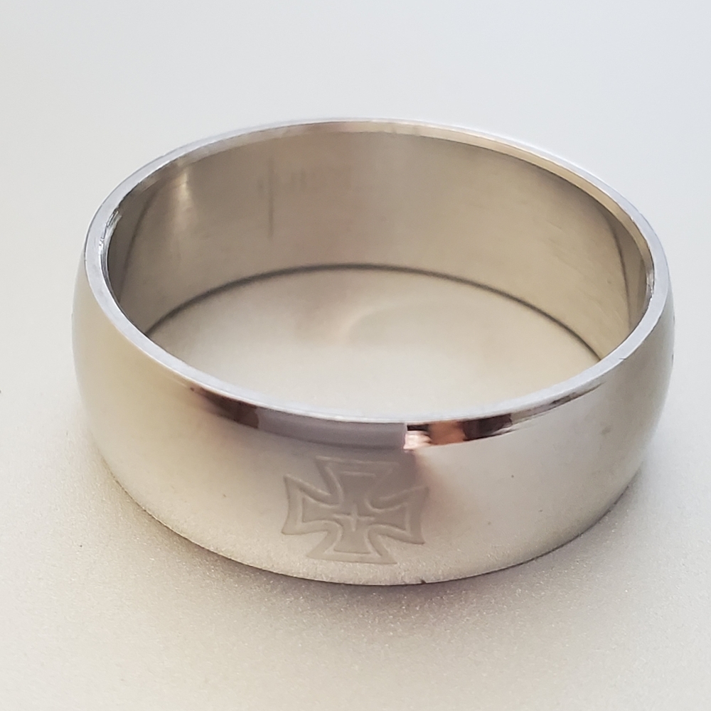 Stainless Steel Band Ring Cross Biker Sizes 10.5 12.25 13 - Picture 3 of 5